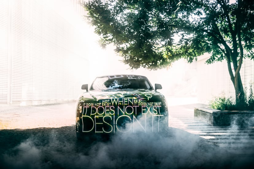 Motorist Roll Royce Ev Spectre