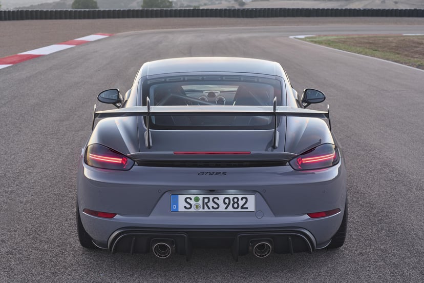 Porsche Launches the 718 Cayman GT4 RS, photo 4