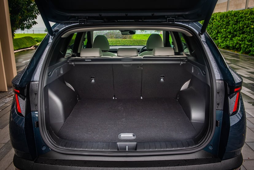 Motorist Mreview Hyundai Tucson Hybrid
