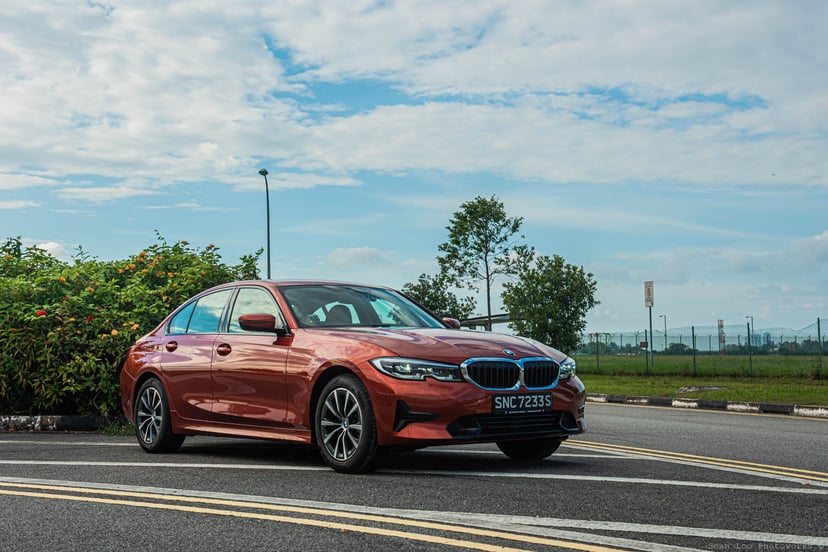 Editors%2 Fimages%2 F1639942156179 Motorist Mreview Bmw 3 Series 318i Featured
