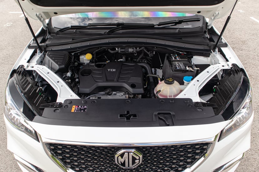 mReview: MG HS - An Unexpected Front-Runner, photo 6