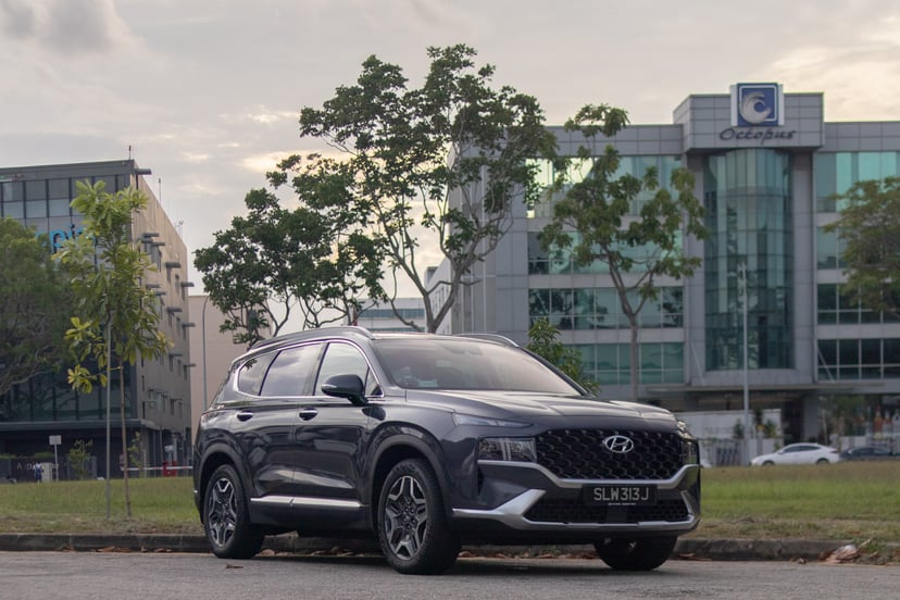 mReview: Hyundai Santa Fe Hybrid - The Gentle Giant, photo 2