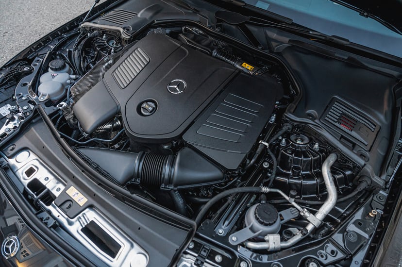 Editors%2 Fimages%2 F1642074621514 Mercedes Benz+C+180+Amg+Line+20