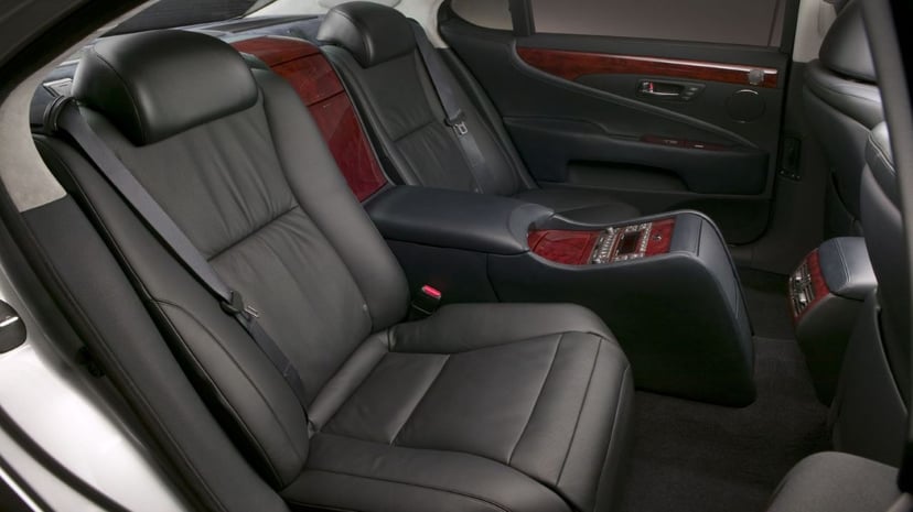 Should You Buy A Cheap COE Luxury Car?, photo 4