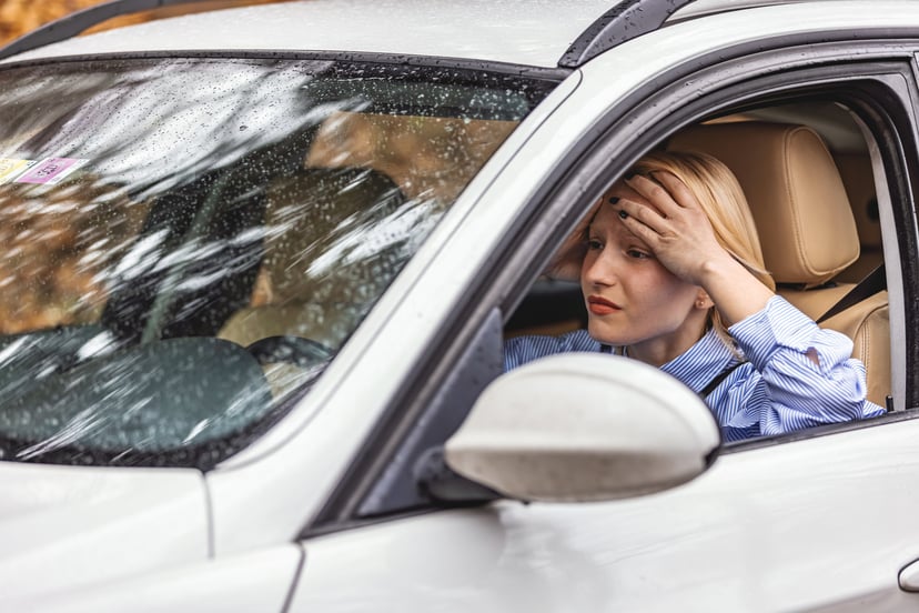 Editors%2 Fimages%2 F1649313951451 Woman+Angry+At+Car