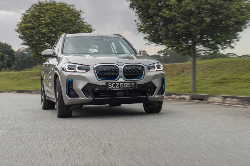 Bmw I X3 Front
