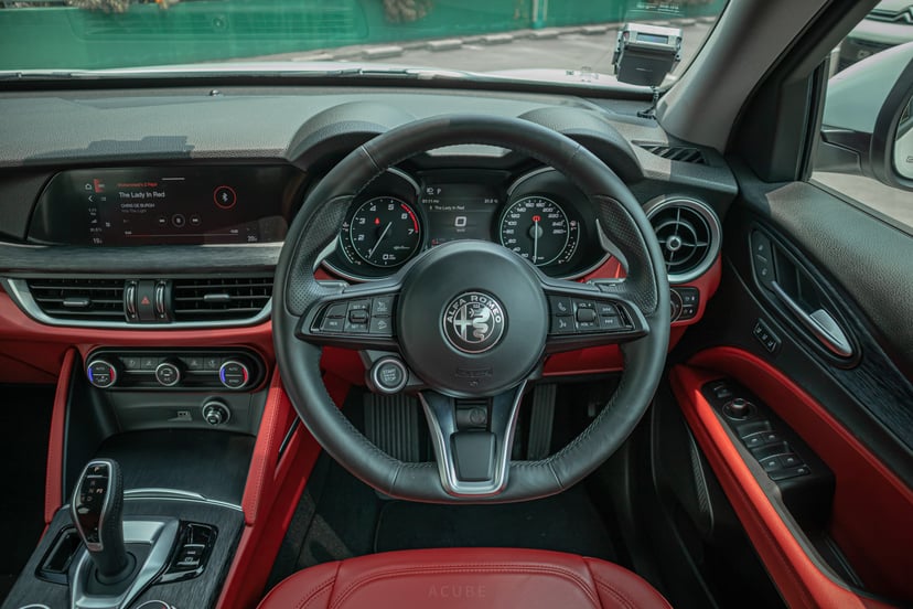 Alfa Romeo Stelvio Steering Wheel