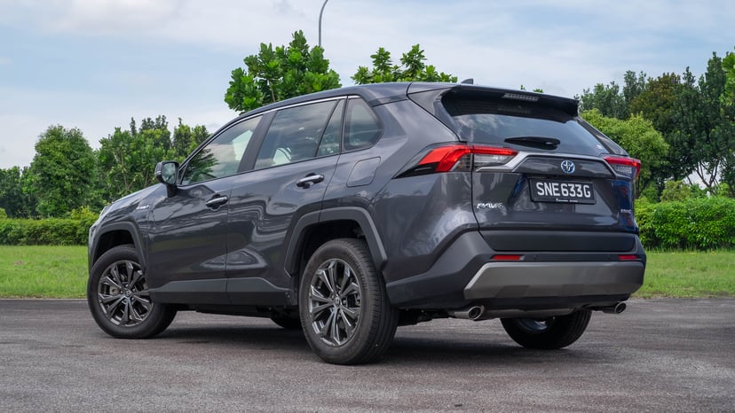 Editors%2 Fimages%2 F1652937282652 Rav4+Hybrid Rear