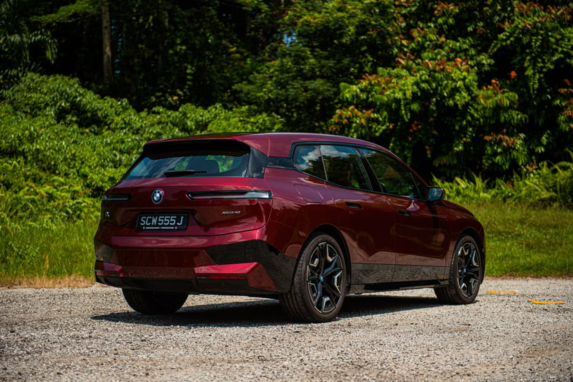 mReview: 2022 BMW iX xDrive40 Sport - Embrace The Future, photo 4