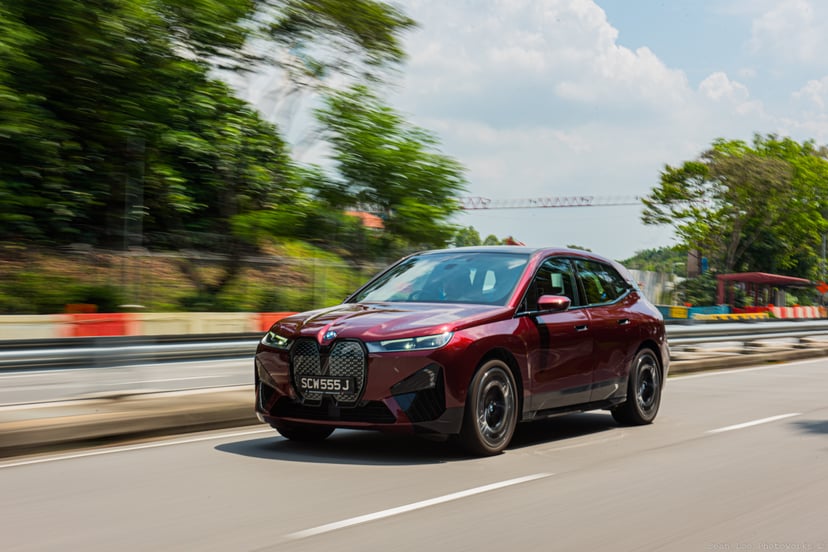 mReview: 2022 BMW iX xDrive40 Sport - Embrace The Future, photo 12