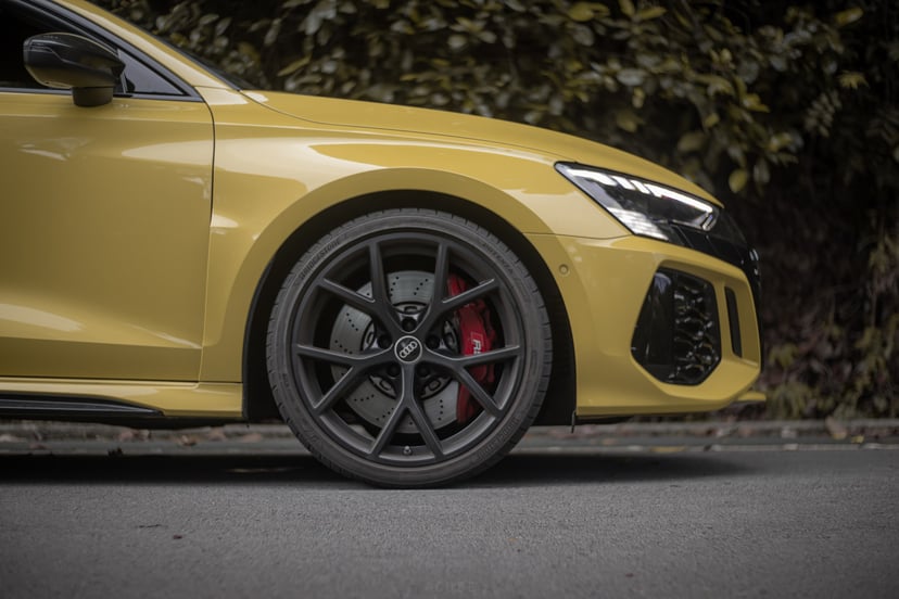 mReview: Audi RS 3 Sportback - Ridiculously Swift , photo 3