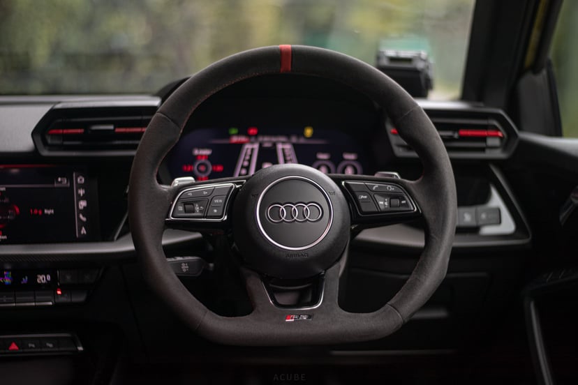 mReview: Audi RS 3 Sportback - Ridiculously Swift , photo 10