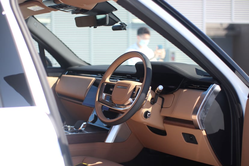 First Look: The All-New Range Rover Has Arrived on Singapore Shores, photo 6