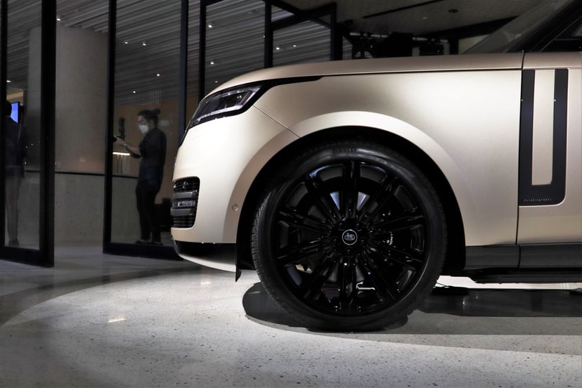 First Look: The All-New Range Rover Has Arrived on Singapore Shores, photo 9