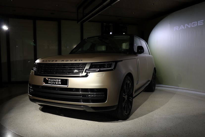 First Look: The All-New Range Rover Has Arrived on Singapore Shores, photo 5