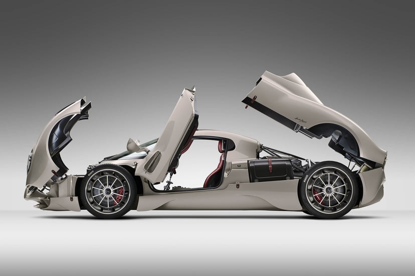 Pagani Unveils Utopia, The Long Anticipated Huayra Successor, photo 4
