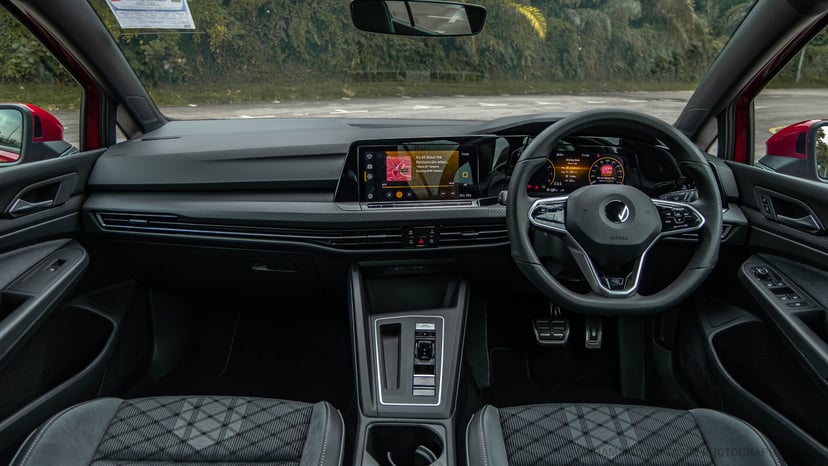 Golf R Line Dashboard