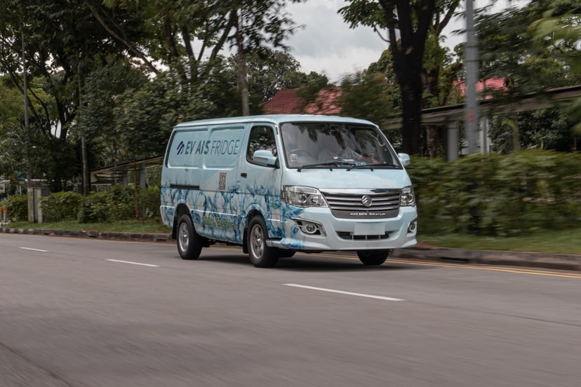 mReview: 2022 EV ABS Fridge - A Literal Fridge On Wheels!, photo 1