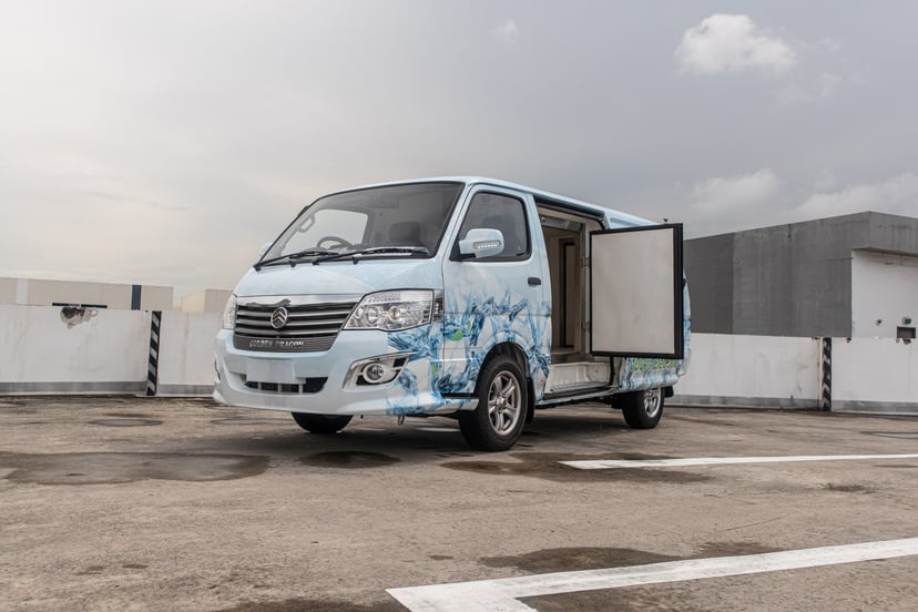 mReview: 2022 EV ABS Fridge - A Literal Fridge On Wheels!, photo 3