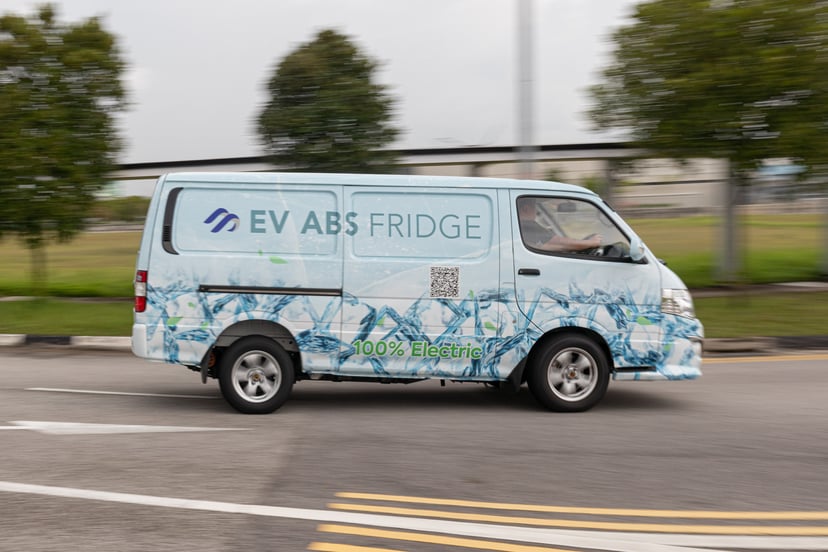 mReview: 2022 EV ABS Fridge - A Literal Fridge On Wheels!, photo 5