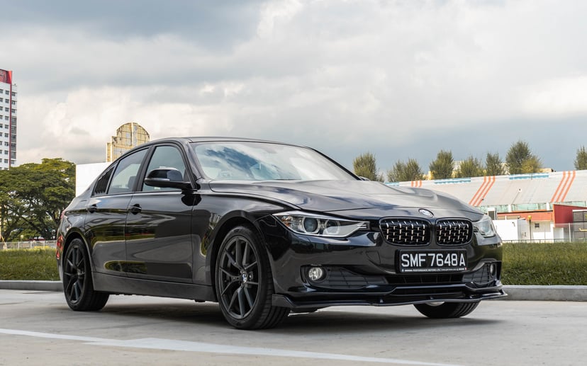 Motorist Car Buyer's Guide: BMW 320i EfficientDynamics, photo 2