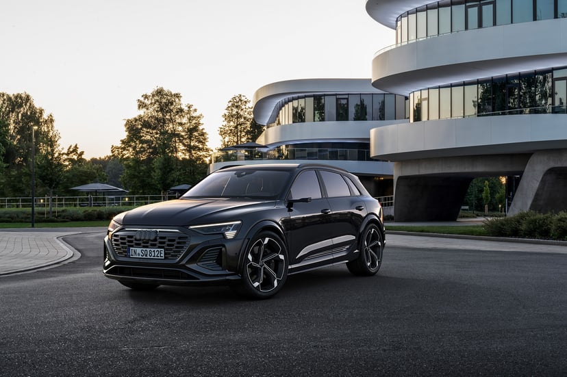 Audi Refreshes the e-tron for 2023, Changing Its Name To the Q8 e-tron and SQ8 e-tron, photo 1