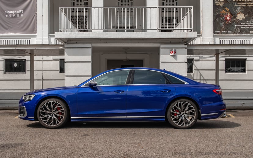 mReview: Audi S8 - Closing The Chapter on ICE Cars With a Proper Bang, photo 3