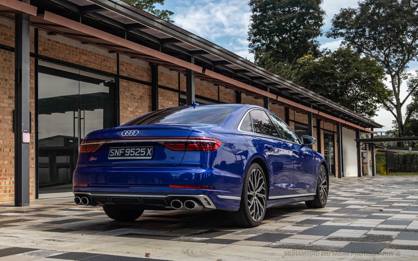 mReview: Audi S8 - Closing The Chapter on ICE Cars With a Proper Bang, photo 6