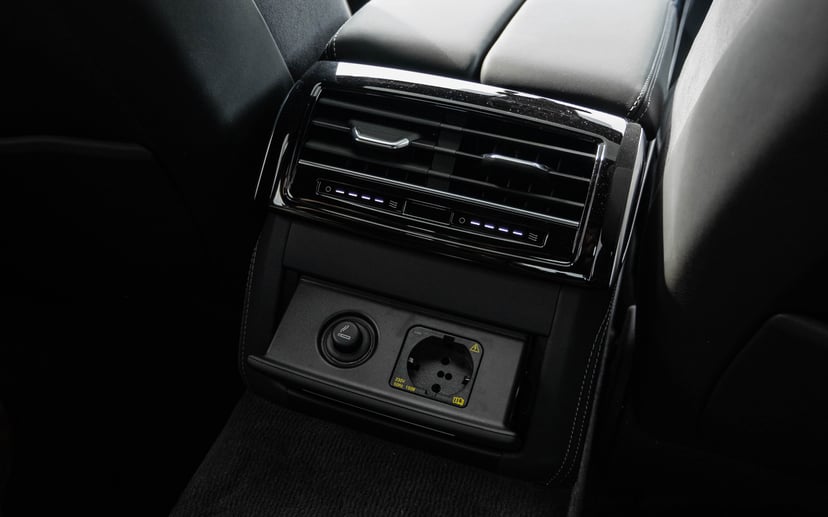 mReview: Audi S8 - Closing The Chapter on ICE Cars With a Proper Bang, photo 11