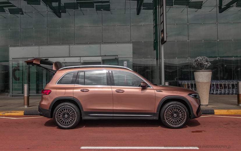 mReview: Mercedes-Benz EQB 350 AMG Line - The Better Twin, photo 4