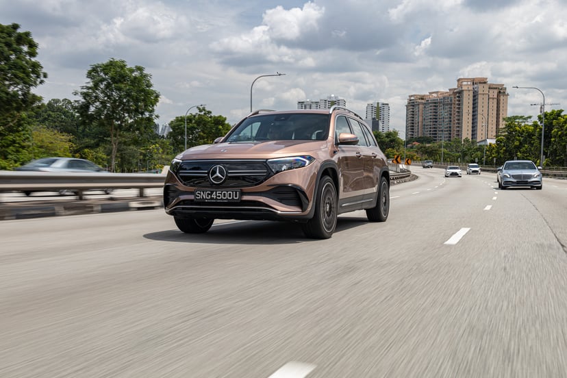 mReview: Mercedes-Benz EQB 350 AMG Line - The Better Twin, photo 15