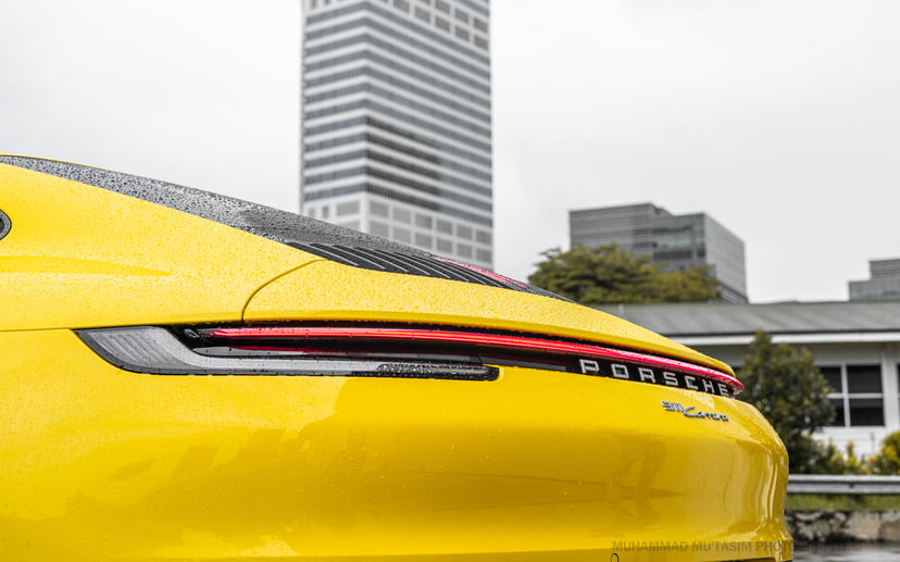 mReview: Porsche 911 Carrera (992) - An Icon for the Ages, photo 7