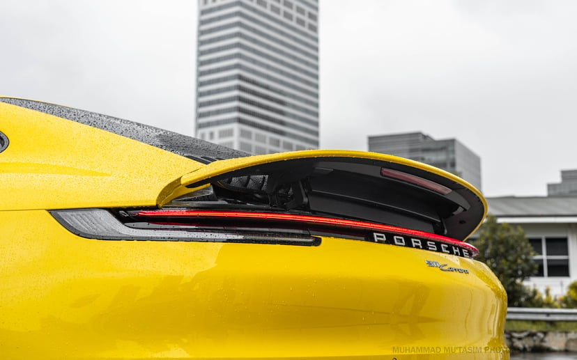 mReview: Porsche 911 Carrera (992) - An Icon for the Ages, photo 8