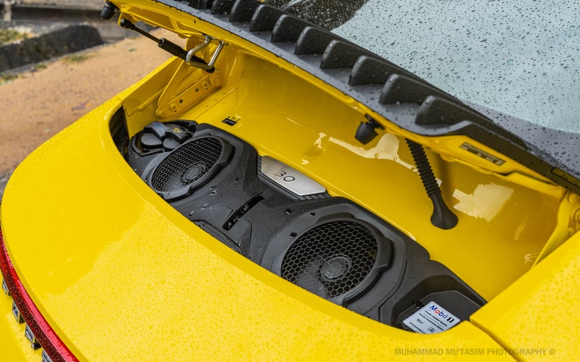 mReview: Porsche 911 Carrera (992) - An Icon for the Ages, photo 15