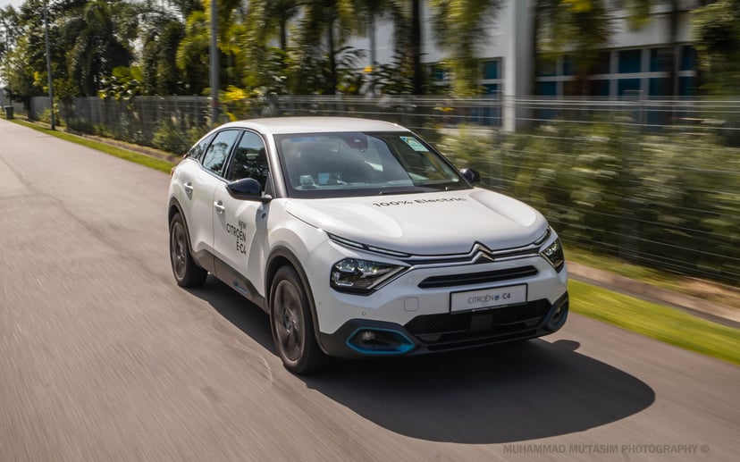 mReview: Citroën ë-C4 - Better in Electric Form, photo 1