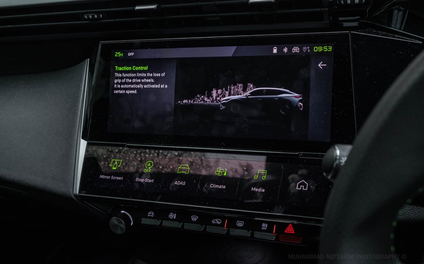 mReview: Peugeot 408 GT 1.2 Fastback - The Modern French Revolution, photo 17