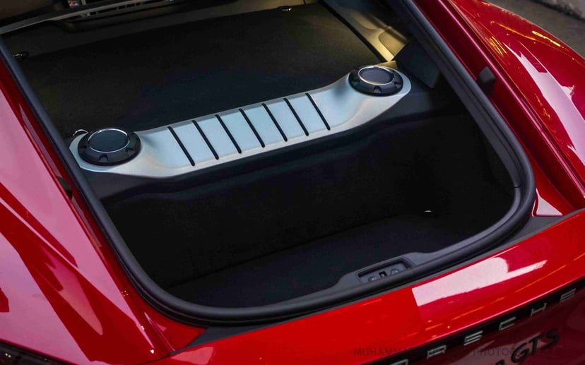 Editors%2 Fimages%2 F1697198761623 Cayman+Gts 11