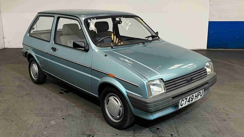 Editors%2 Fimages%2 F1697426922511 Austin Metro Oneownerpic1 Fotor