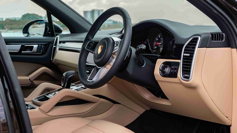 mReview: Porsche Cayenne Platinum Edition – The Pragmatic Premium Choice, photo 3