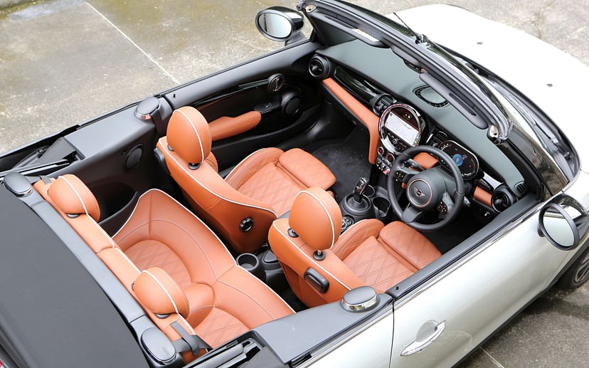 mReview: MINI Cooper Convertible – A Designer Handbag With Wheels, photo 5