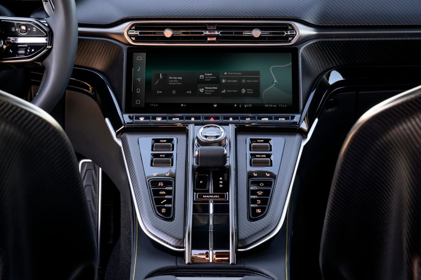 Editors%2 Fimages%2 F1707922949334 Aston Martin Vantage 17