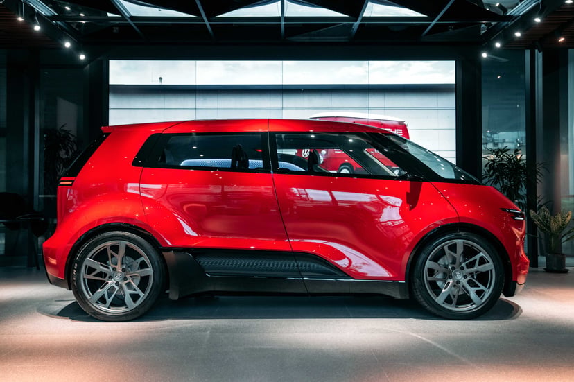 Porsche minibus prototype, Vision Renndienst, appears in Asia for the first time at Porsche Studio Singapore, photo 2