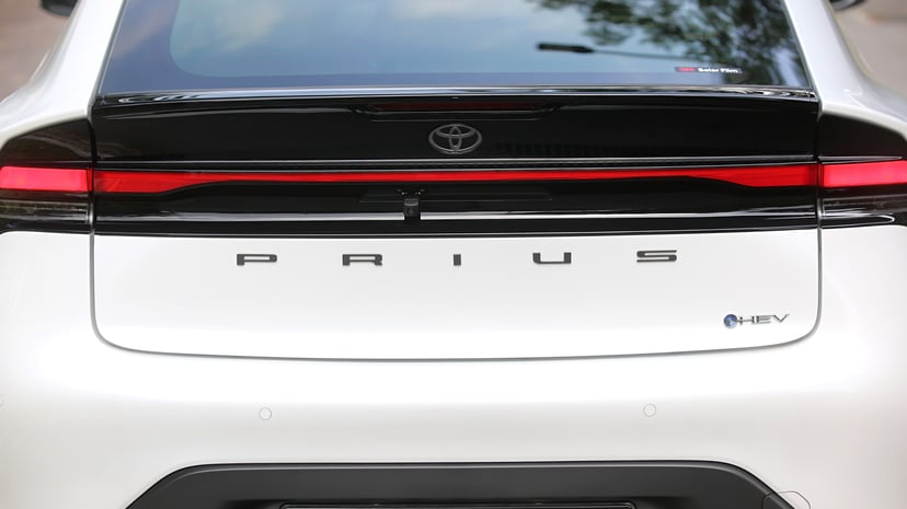 mReview: Toyota Prius Hybrid 1.8 – Edge Of Tomorrow
, photo 11
