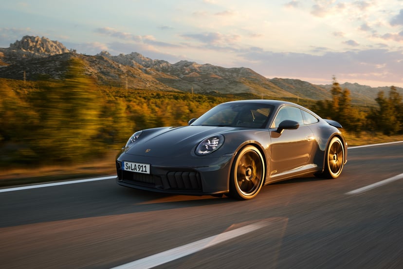 8. 911 Carrera Gts