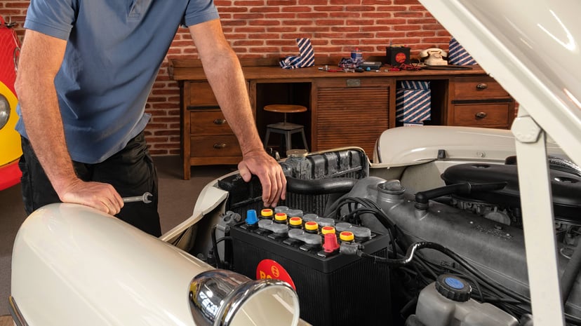 5 Signs That Your Car Battery Is Failing