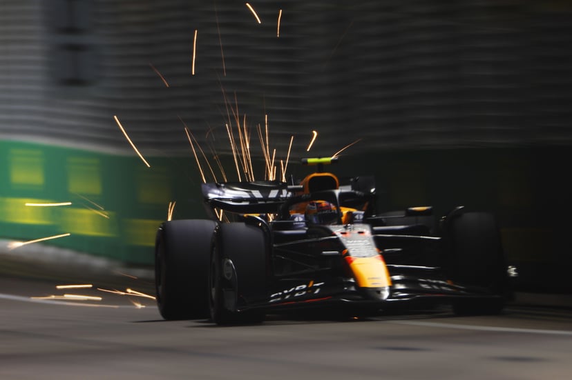 Lando Norris qualifies on pole for the Singapore Grand Prix as Carlos Sainz crashes in Q3, photo 3