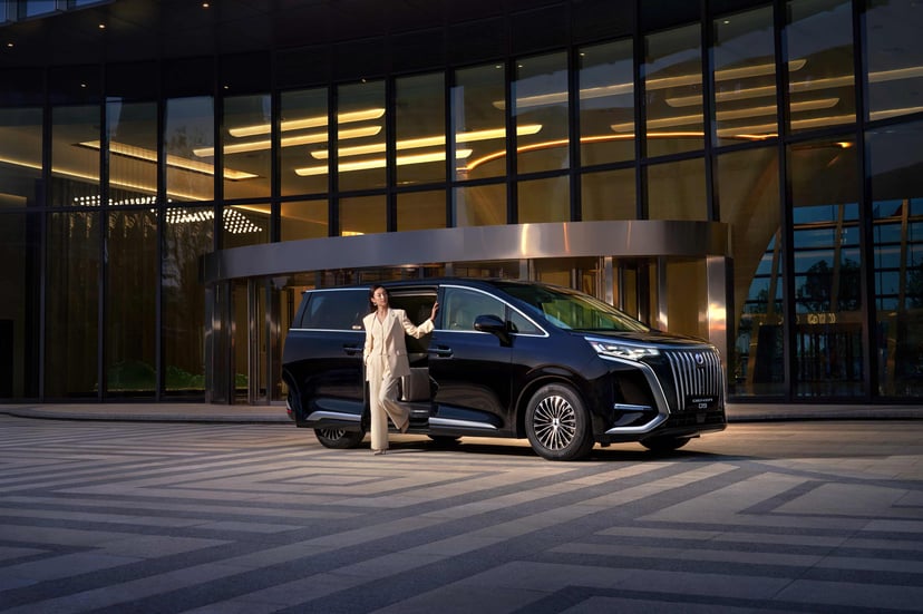 DENZA D9, the all-electric 7-seater luxury MPV by BYD, photo 2