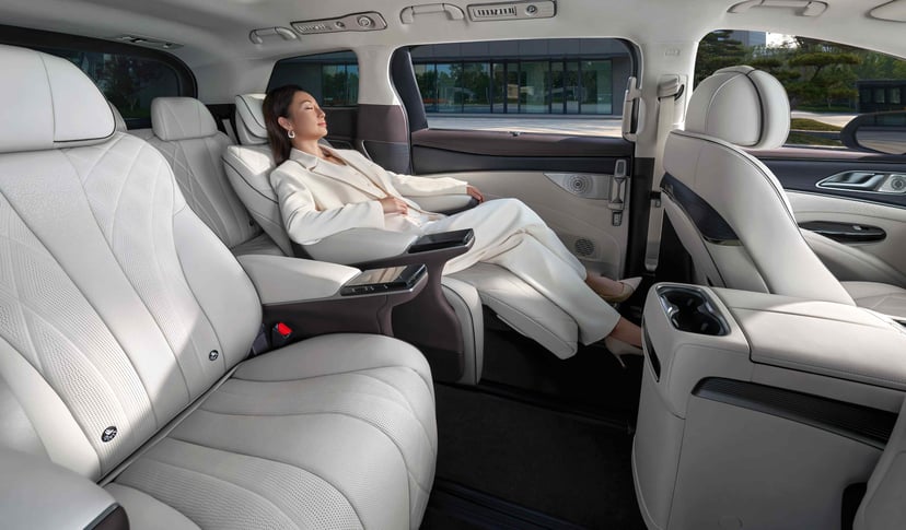 DENZA D9, the all-electric 7-seater luxury MPV by BYD, photo 4