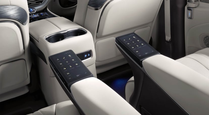 DENZA D9, the all-electric 7-seater luxury MPV by BYD, photo 5