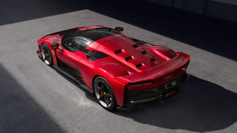 The new Ferrari F80 is a 1,200hp limited-edition supercar with F1 tech and aerodynamics, photo 2